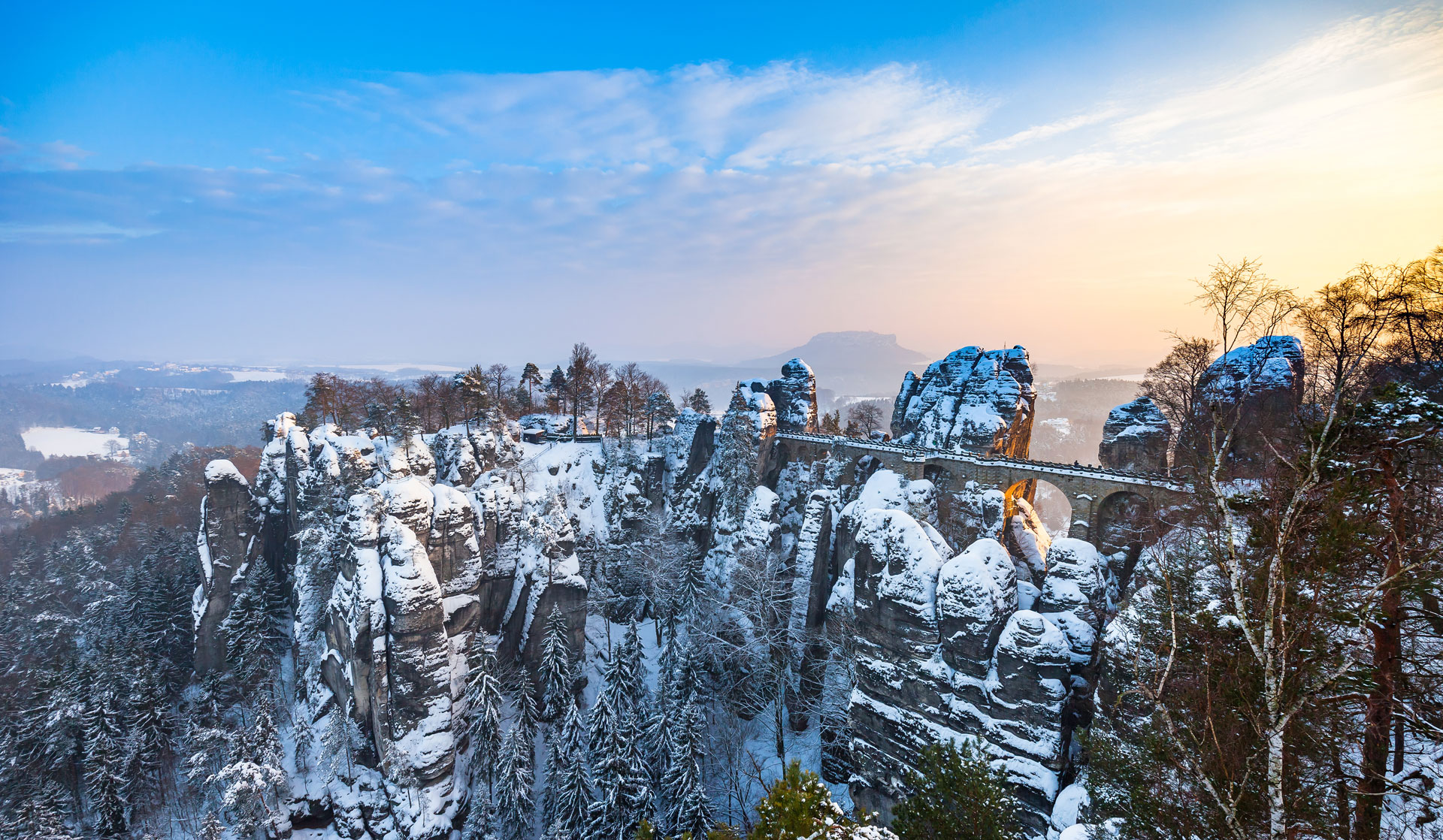 Schneebedeckte Bastei