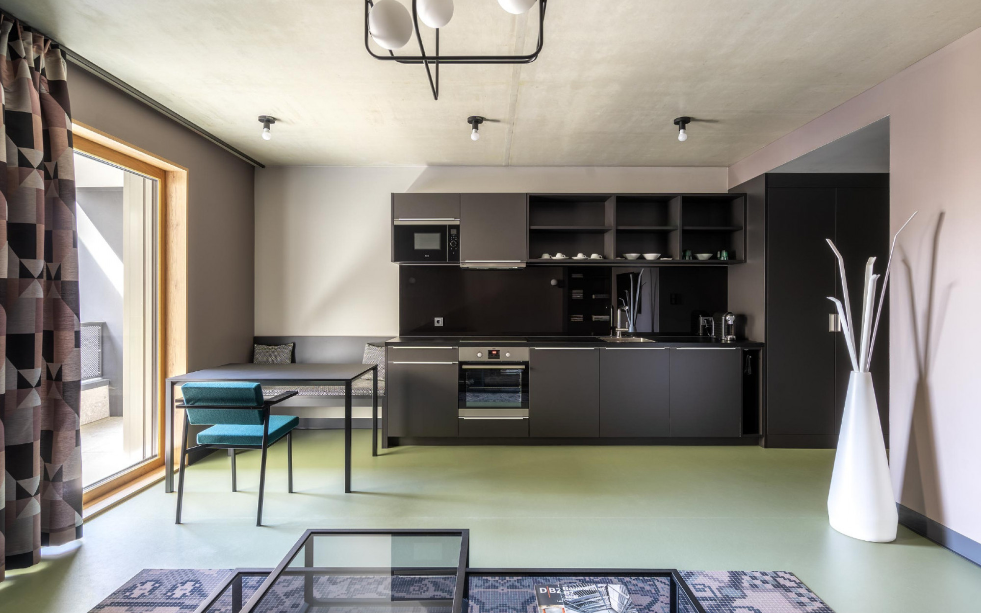 Suite Bauhaus Komplettküche - Designhotel Laurichhof Pirna