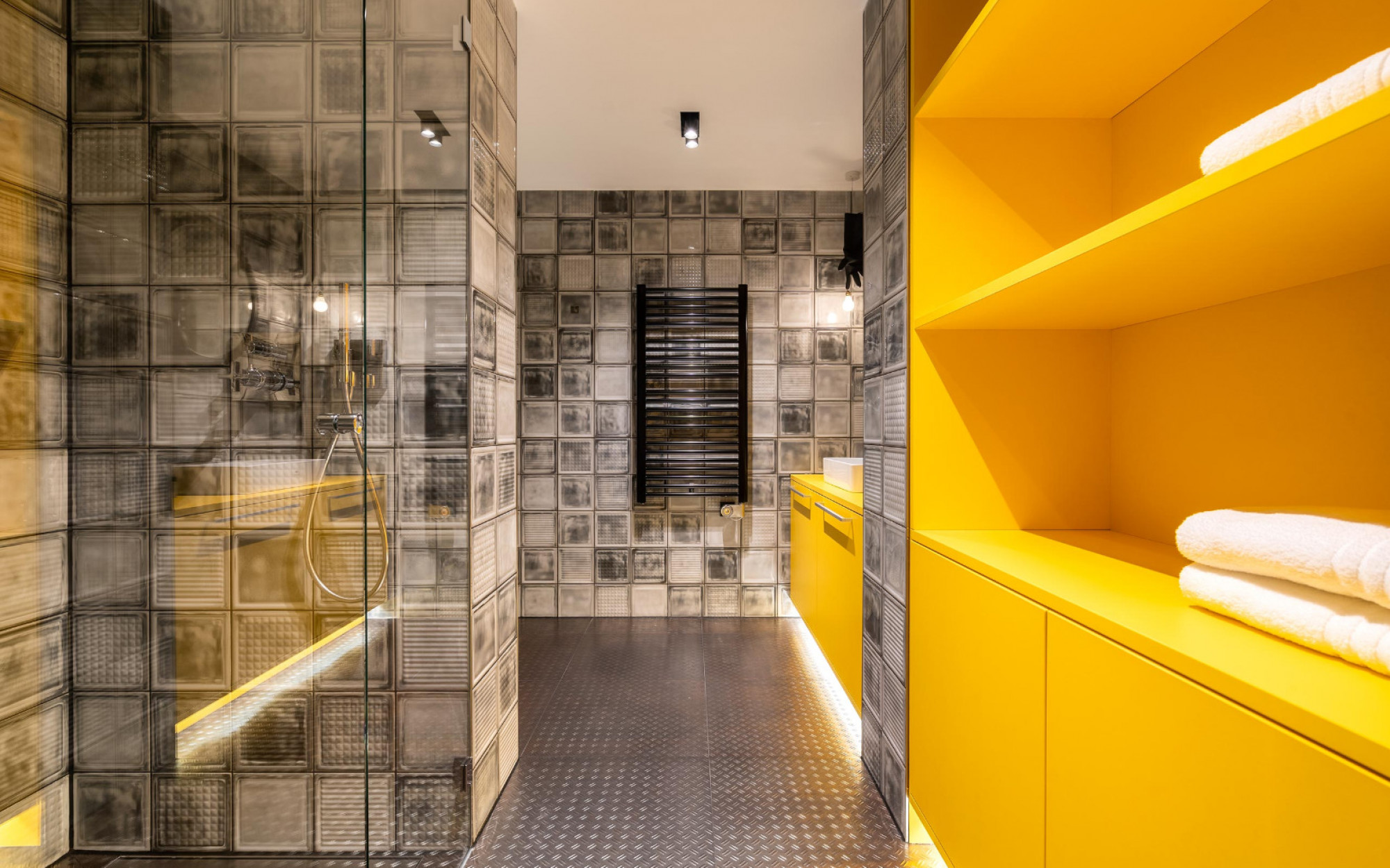 Suite My Way Badezimmer praktische EInrichtung - Designhotel Laurichhof Pirna
